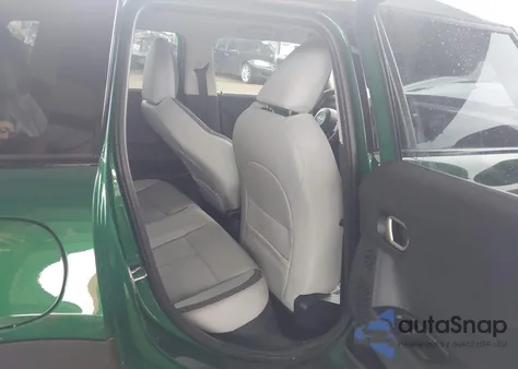 2025 Mini Hardtop Cooper из США, поврежденный, VIN WMW43GD04S2X35130